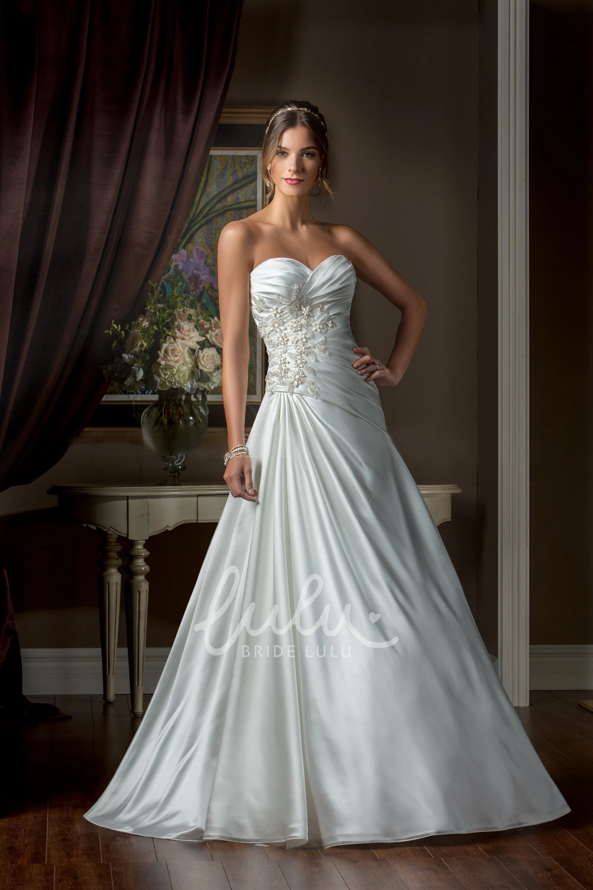 A-Line Sweetheart Wedding Dress with Ruching and Beadings Elegant Bridal Gown