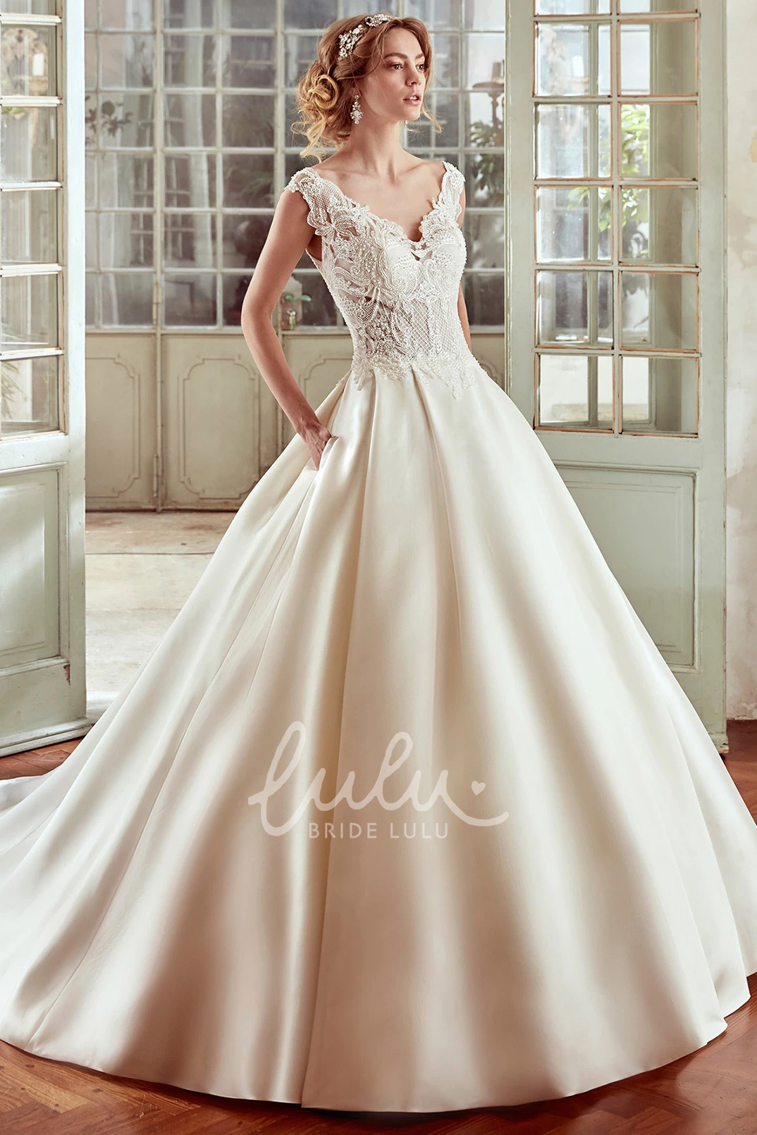 A-Line Lace Bodice Wedding Dress with Satin Skirt Classic Bridal Gown