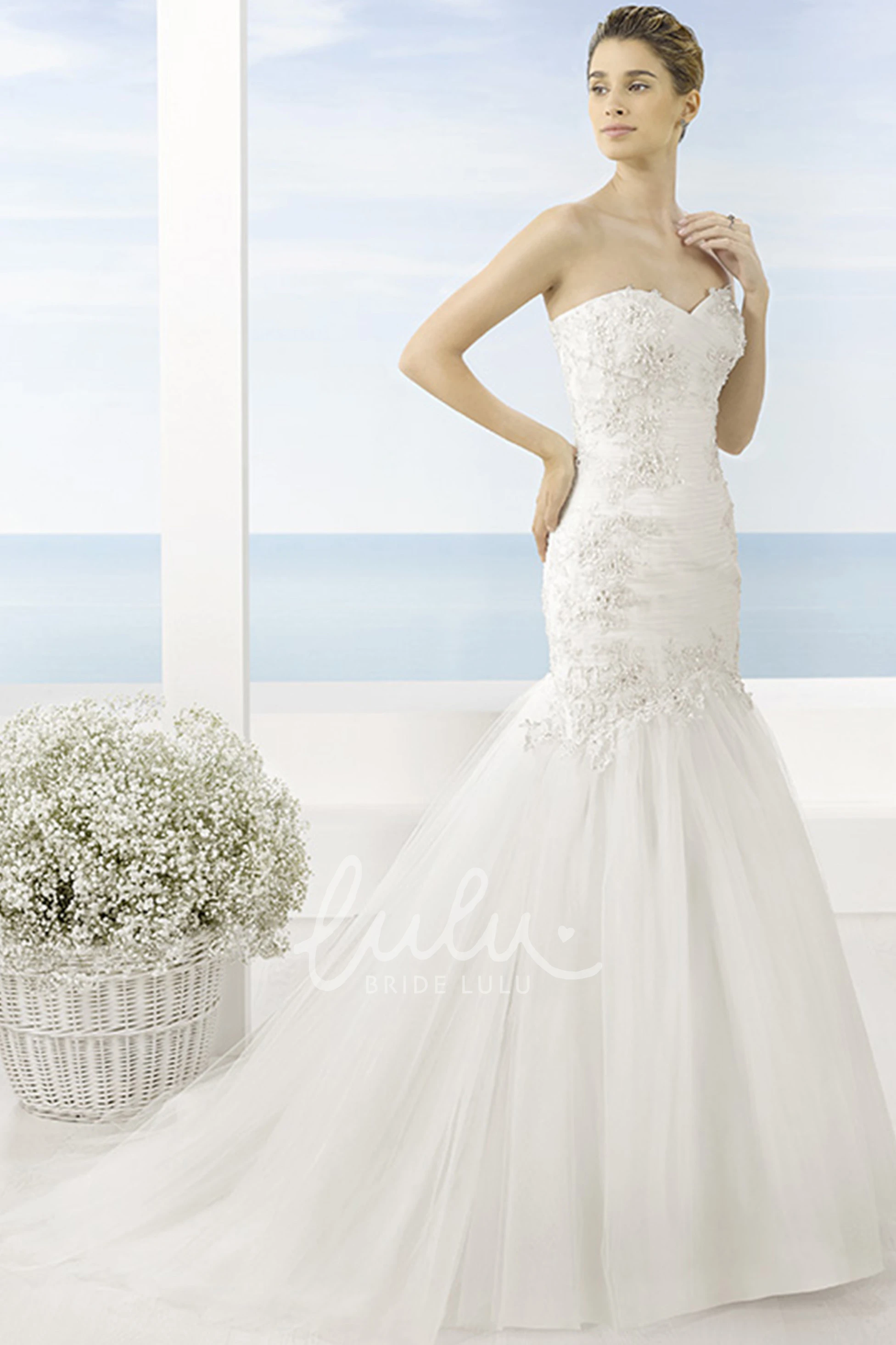 Mermaid Ruched Sweetheart Tulle Wedding Dress with Sweep Train Stunning Bridal Gown