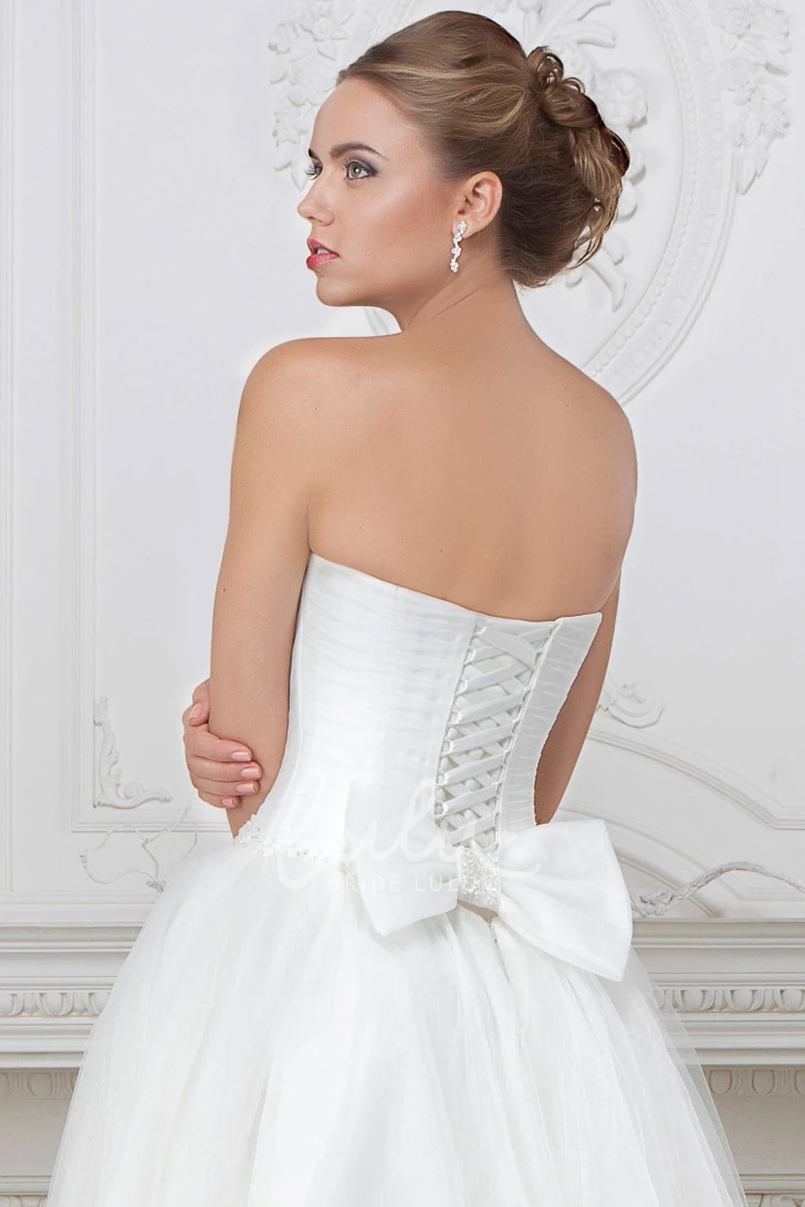 Sweetheart A-Line Tulle Wedding Dress with Beading and Bow Floor-Length