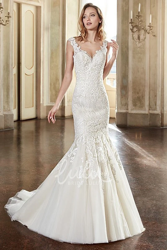 Cap-Sleeve Lace Trumpet Wedding Dress with Pleats