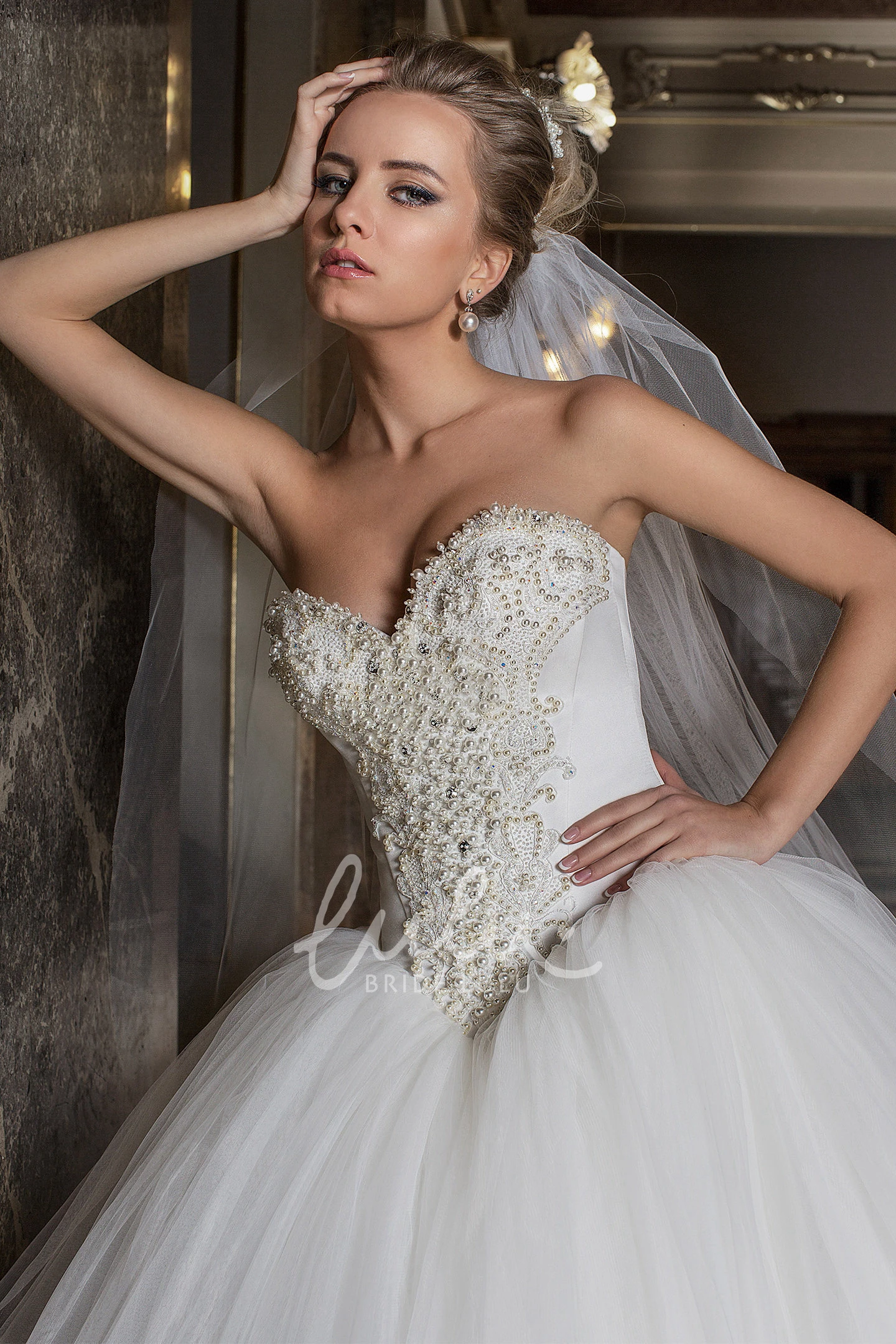 Sweetheart Beaded Tulle Wedding Dress with Lace-Up Sleeveless Ball Gown