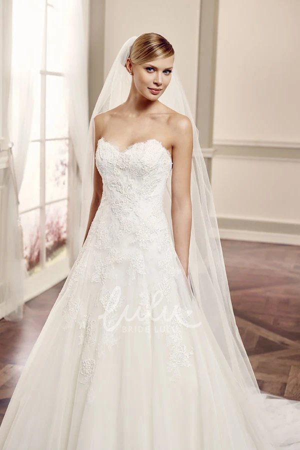 Long Tulle Wedding Dress with Appliques & Corset Back A-Line Sweetheart