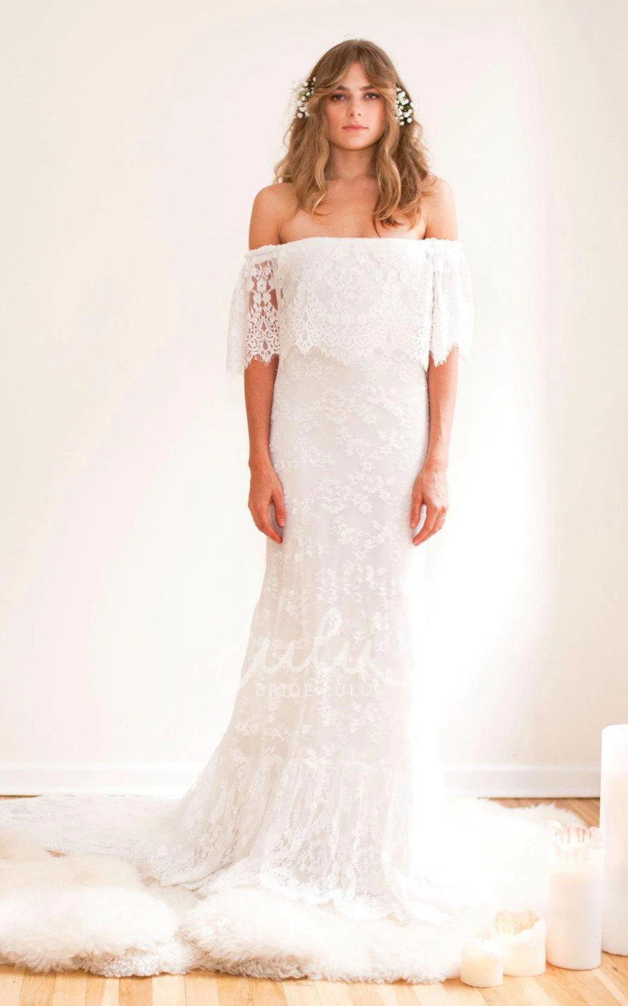 Scalloped Lace Off-Shoulder Sheath Wedding Dress with Long Train