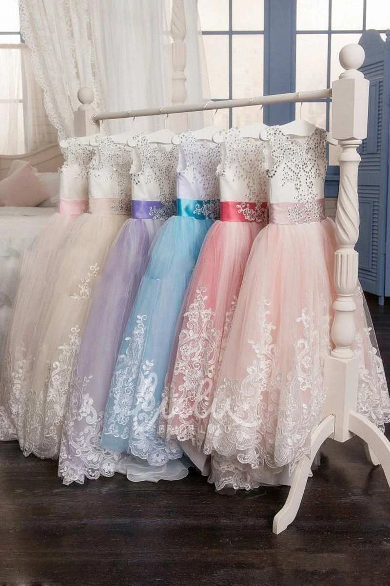 Floor-length Tulle Wedding Dress with Bow Ball Gown Sleeveless Scoop