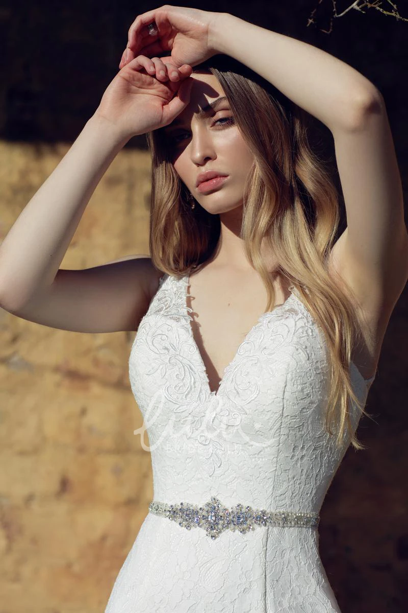 Sleeveless Trumpet Lace Wedding Dress with Waist Jewellery V-Neck Bridal Gown