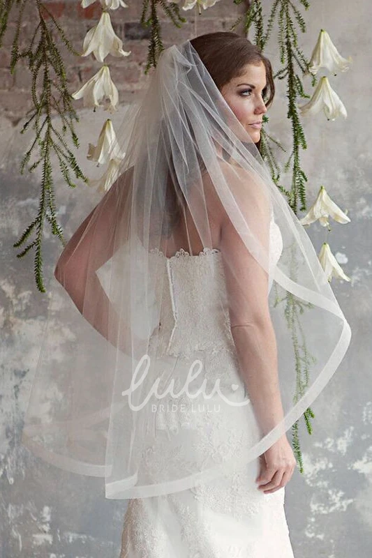Soft Single Layer Wedding Veil with Hair Comb Simple Style