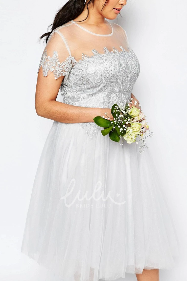 Tulle Bridesmaid Dress with Appliques Short Sleeve Scoop Neck Tea-Length
