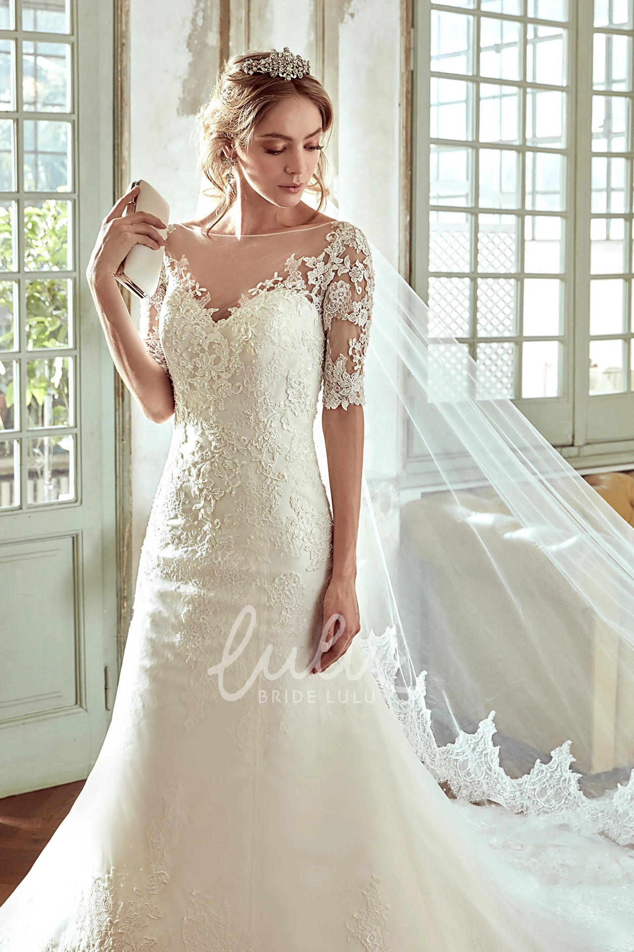 Lace Sweetheart Wedding Dress with Half Sleeves and Illusive Back Elegant Wedding Dress 2025 Women