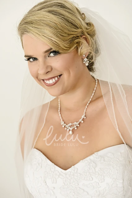 Plus Size Lace Mermaid Wedding Dress Strapless Elegant Flowy