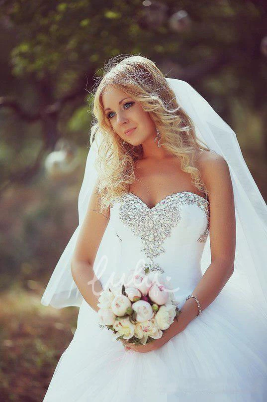 Sweetheart Tulle Ball Gown Wedding Dress