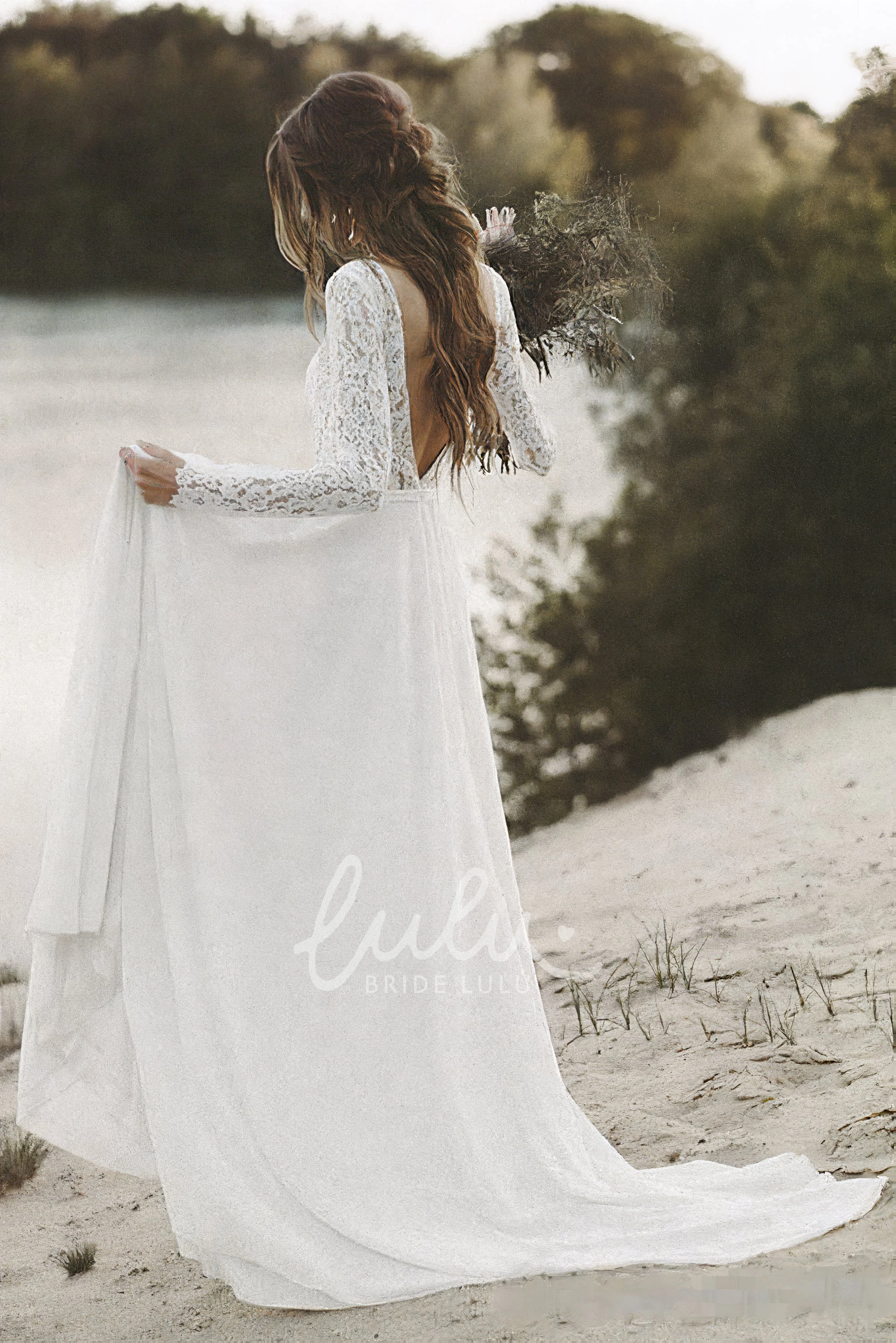 A-line V-neck Wedding Dress with Long Lace Sleeves and Simple Elegance