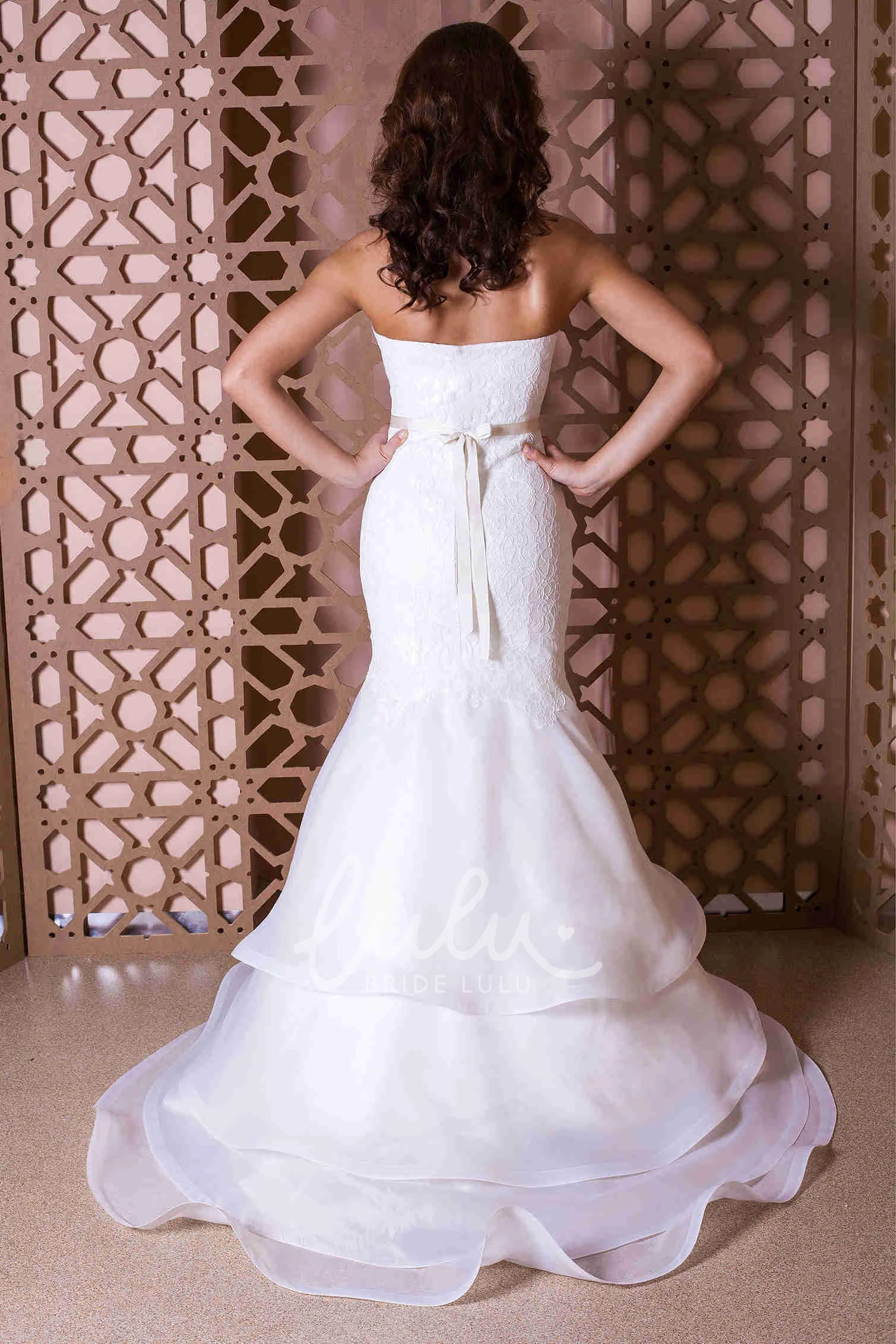 Organza & Lace Mermaid Wedding Dress Sweetheart Neckline with Broach