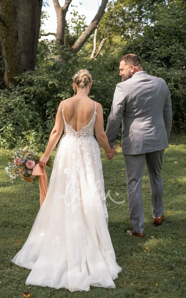 Romantic Spaghetti Straps A-Line Tulle Appliques Court Train Sexy Wedding Dress