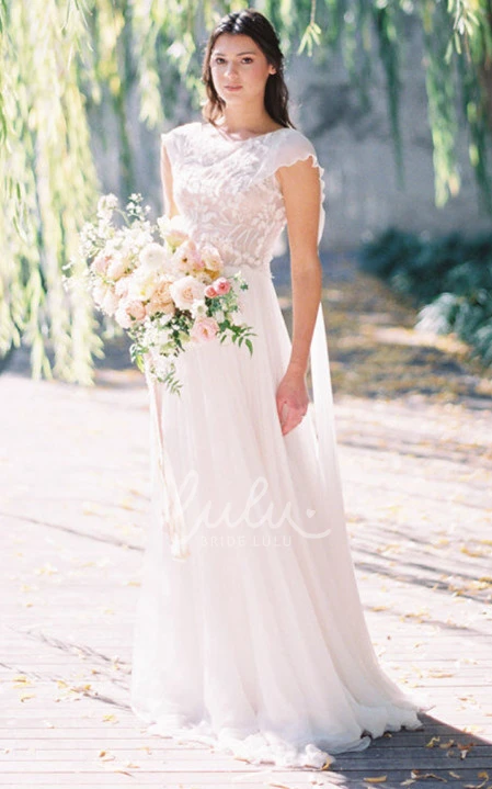 Bohemian Tulle A-Line Wedding Dress with Bateau Neckline and Short Sleeves Beach Wedding Dress