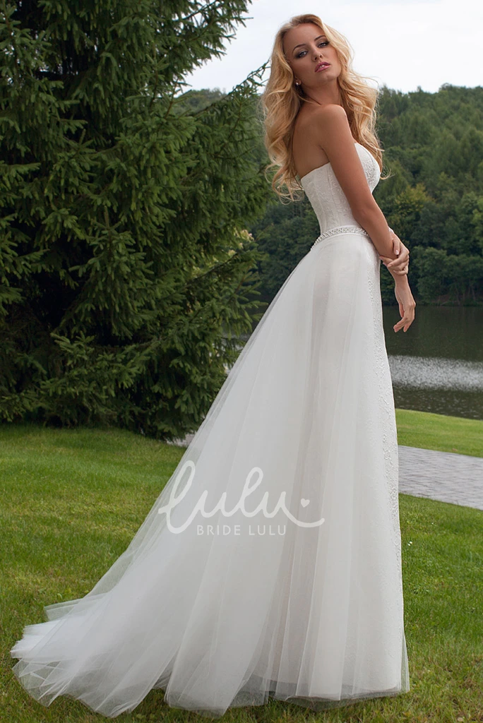 Sweetheart Lace Wedding Dress with Jewellery Appliqued Sleeveless