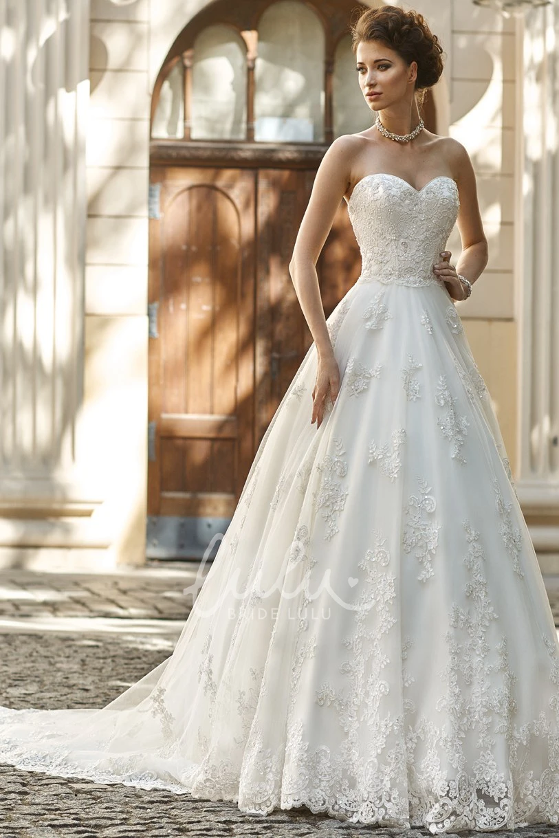 Sleeveless A-Line Wedding Dress with Sweetheart & Appliqued Lace