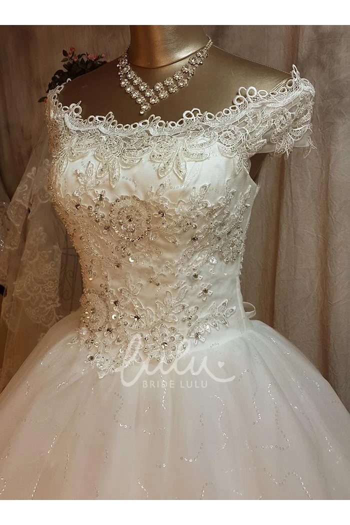 Short Sleeve Lace Ball Gown Wedding Dress with Appliques Unique Bridal Wear