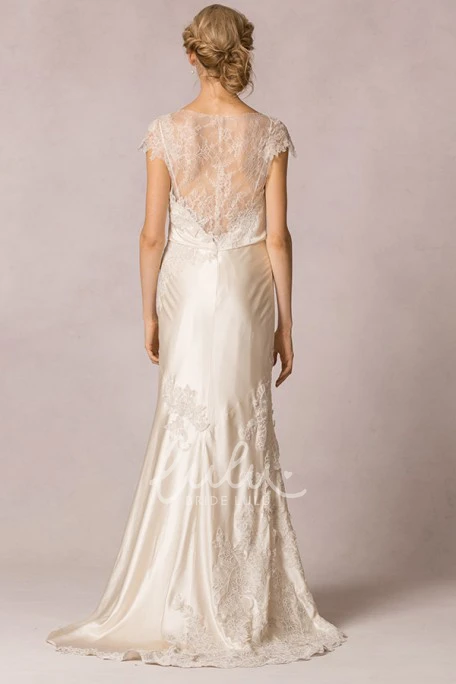 Short-Sleeve Lace Sheath Wedding Dress with Scoop Neck