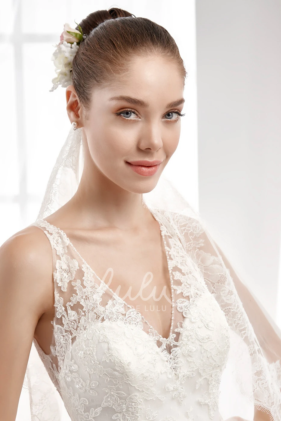 V-neck Lace Mermaid Wedding Dress with Appliques and Illusion Back