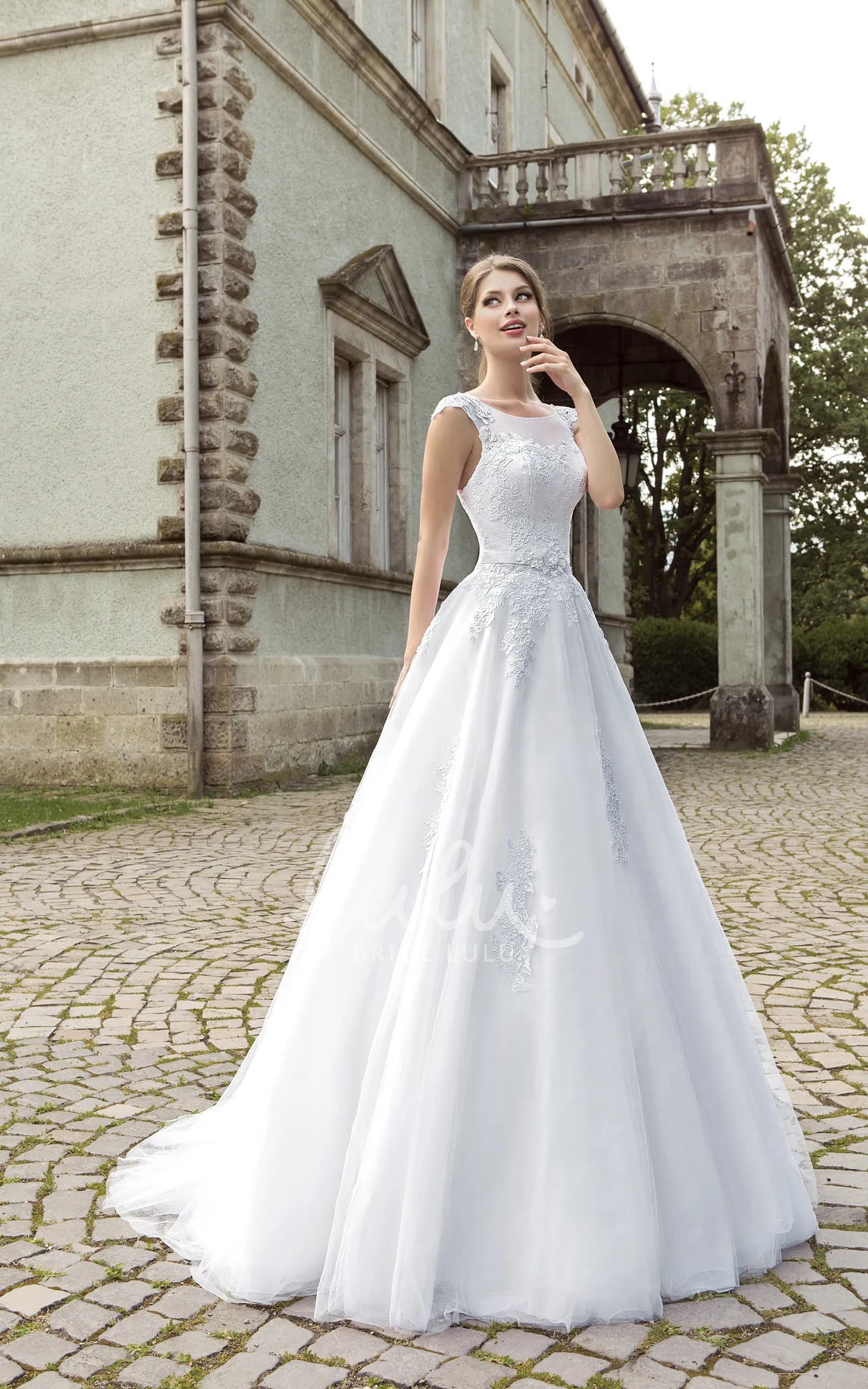 Sleeveless A-line Illusion Back Appliques Spring Wedding Dress