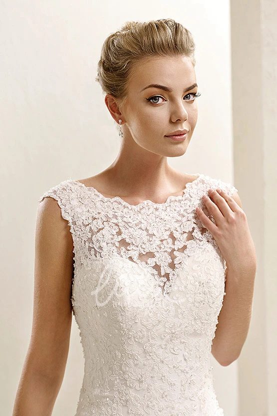 Appliqued Scoop-Neck Wedding Dress Ball Gown Style
