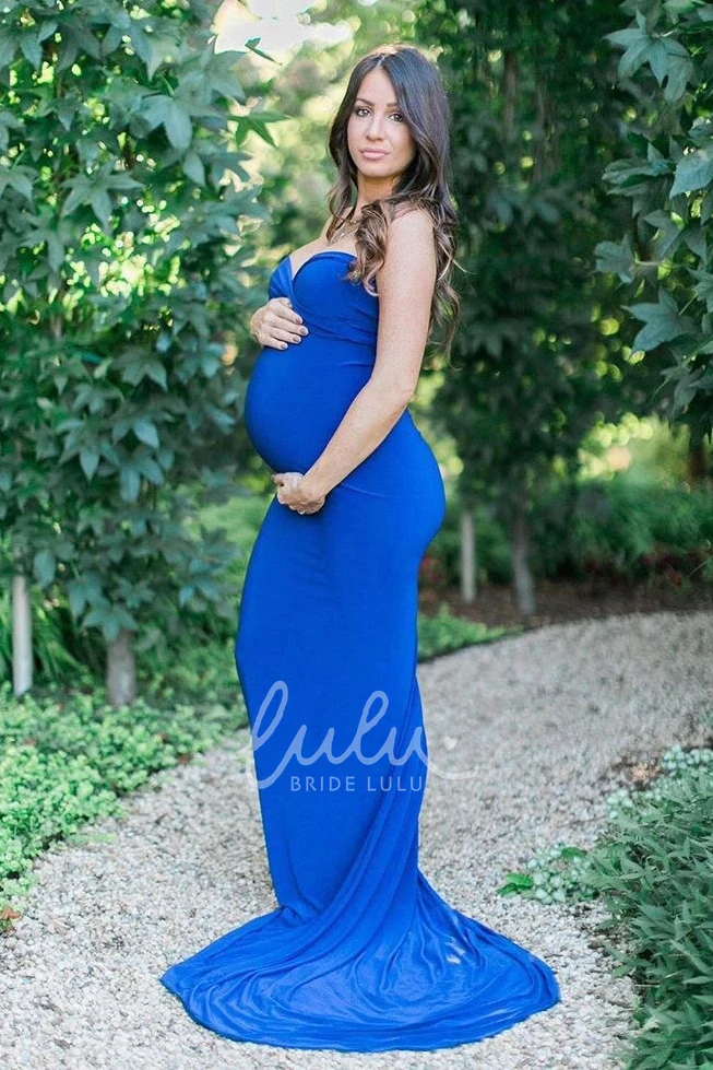 Sleeveless Empire Maternity Dress with Brush Train