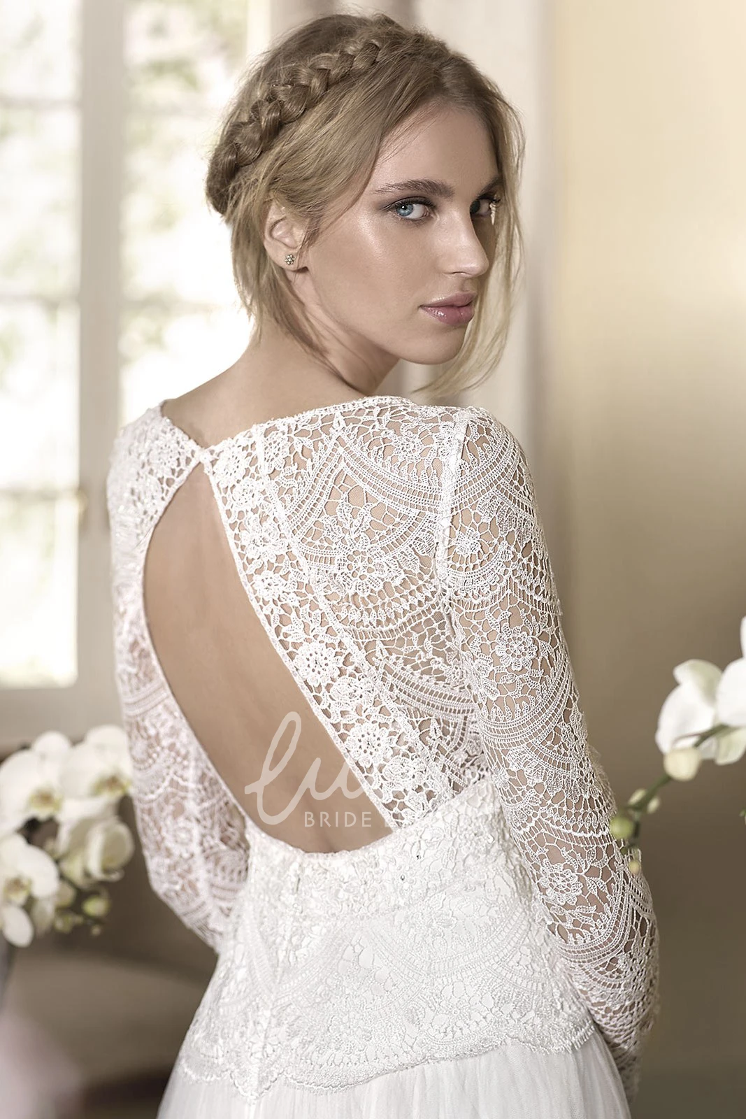 Lace Keyhole Sheath Tulle Wedding Dress with Square Neck and Long Sleeves
