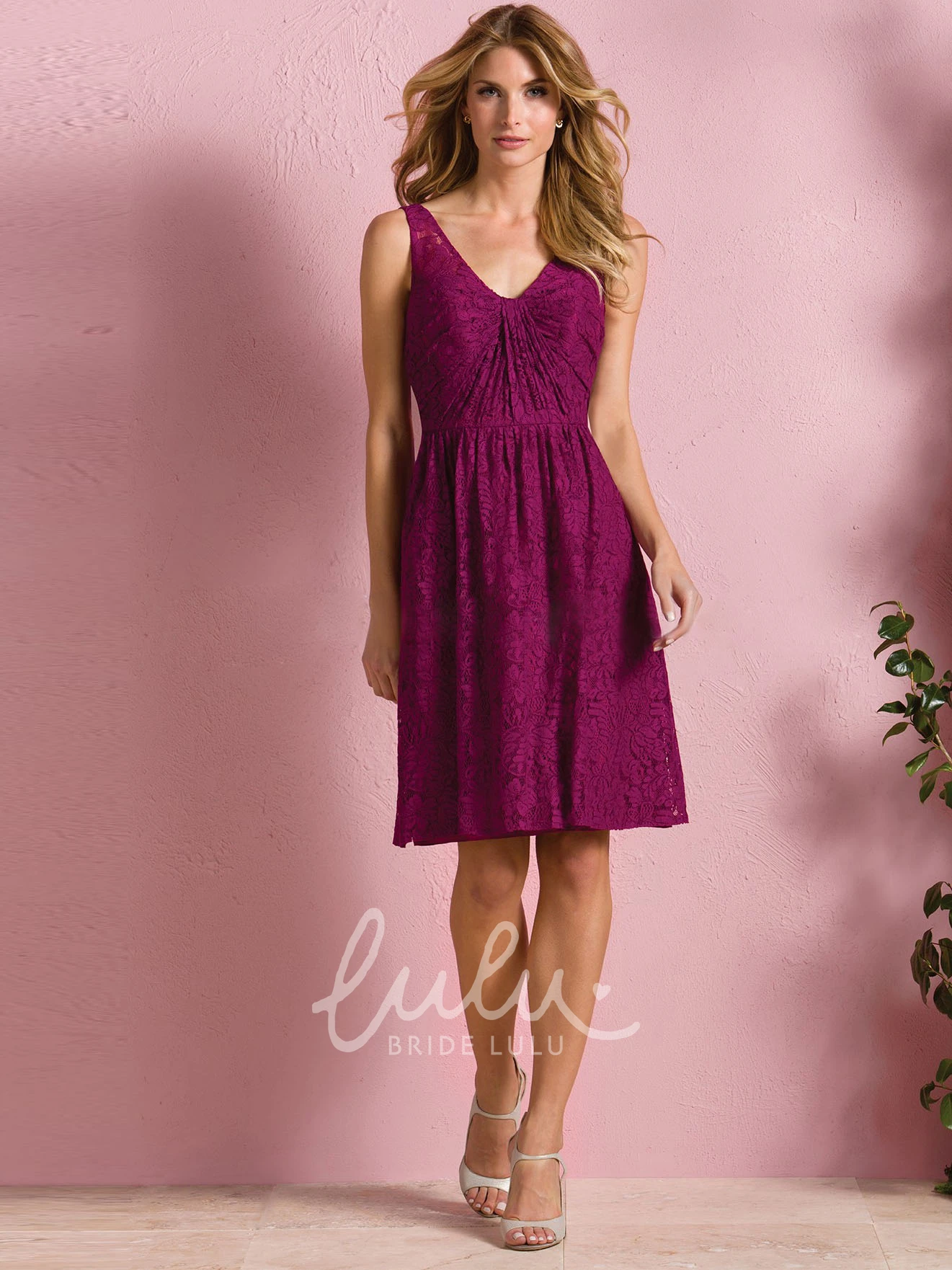 Lace Knee-Length Bridesmaid Dress with V-Neck and V-Back Elegant Bridesmaid Dress