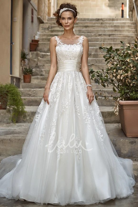 Floor-Length Sleeveless A-Line Wedding Dress with Tulle&Lace and Appliques