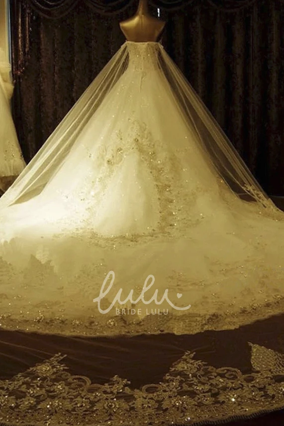 Luxury Strapless Sweetheart Wedding Dress with Watteau Train Lace Appliques and Beading