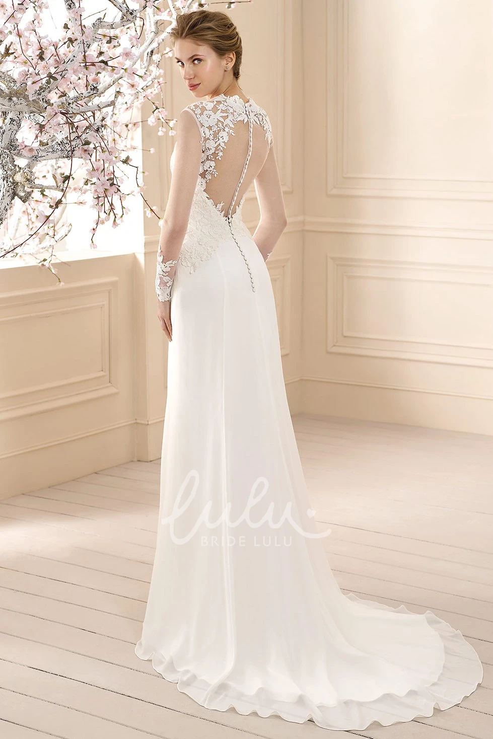 Long-Sleeve Chiffon Sheath Wedding Dress With Appliques and Floor-Length