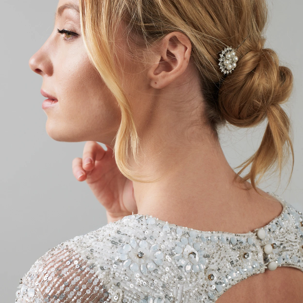 Short-Sleeve Sequin V-Neck Sheath Wedding Dress Unique Bridal Gown