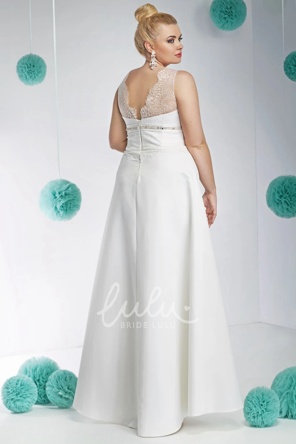 Satin Plus Size Wedding Dress with Waist Jewellery Sleeveless V-Neck Long Lace