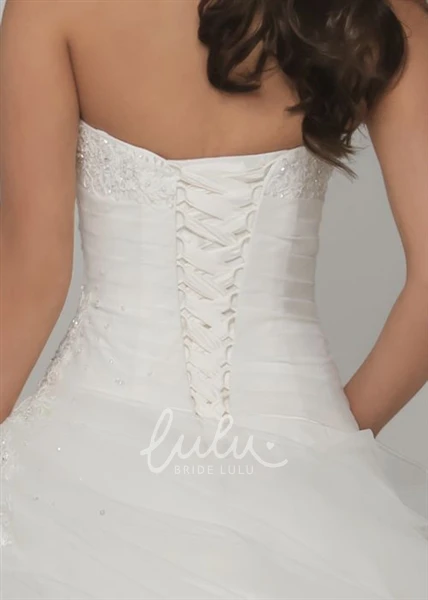 Strapless Sleeveless Ball Gown Tulle Wedding Dress with Pick Up Long Beaded