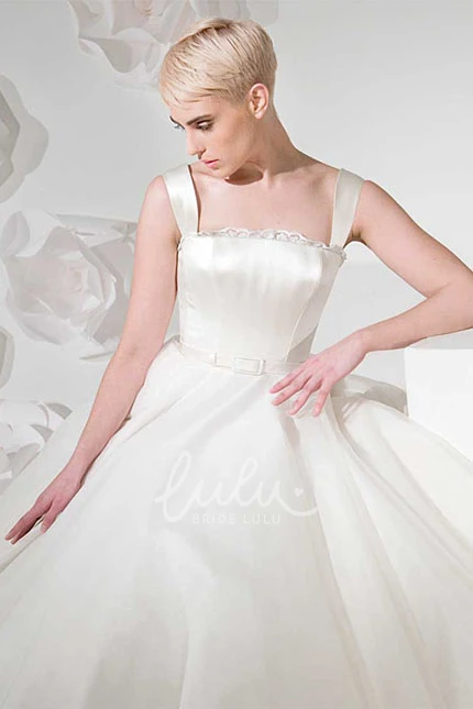 Tulle&Satin Sleeveless Winter Wedding Dress One-Shoulder Ball-Gown with Long Train