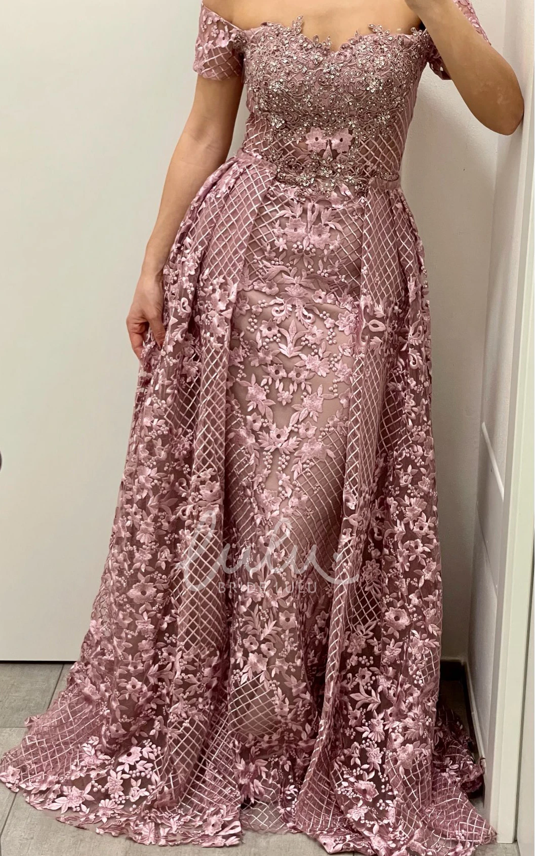 Off-the-shoulder Trumpet Lace A Line Sleeveless Evening Dress with Beading Casual Bridesmaid Dress