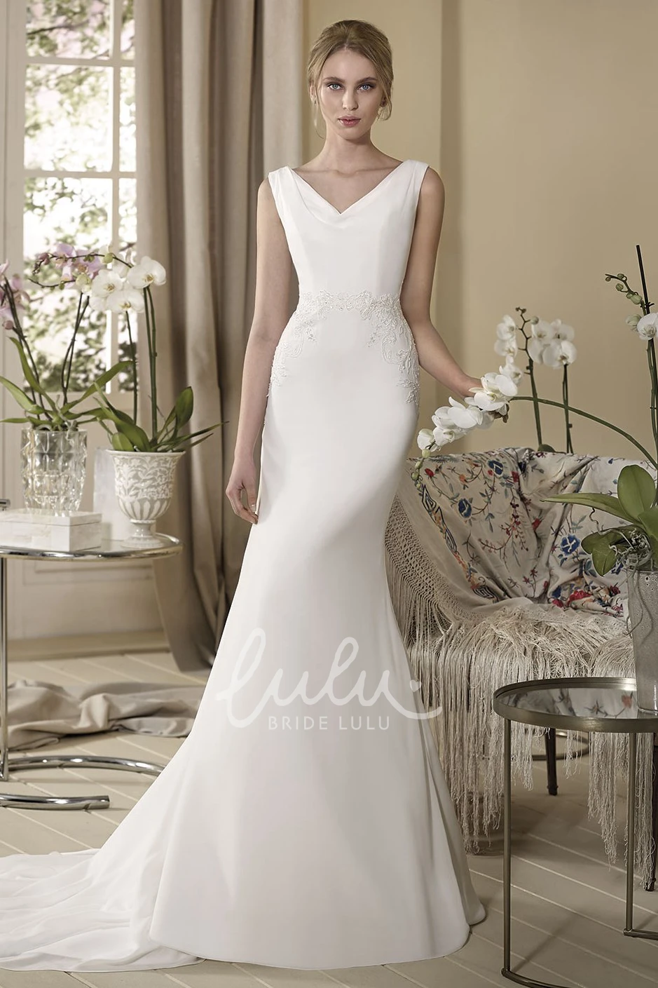V-Neck Appliqued Chiffon Sheath Wedding Dress with Sleeveless Maxi Design