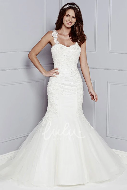Sleeveless Tulle Mermaid Wedding Dress with Applique and Straps