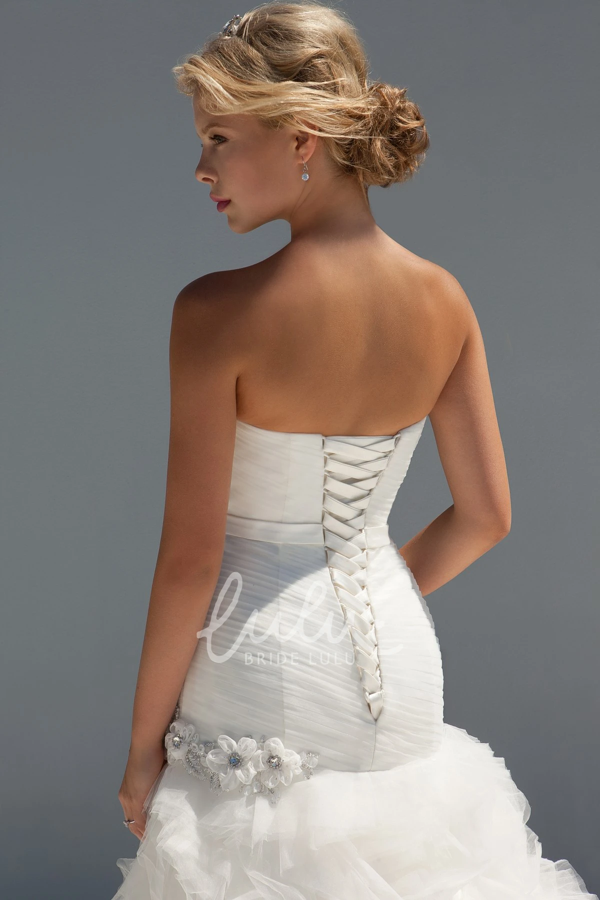 Organza Sweetheart Criss-Cross Wedding Dress with Ruffles and Flower