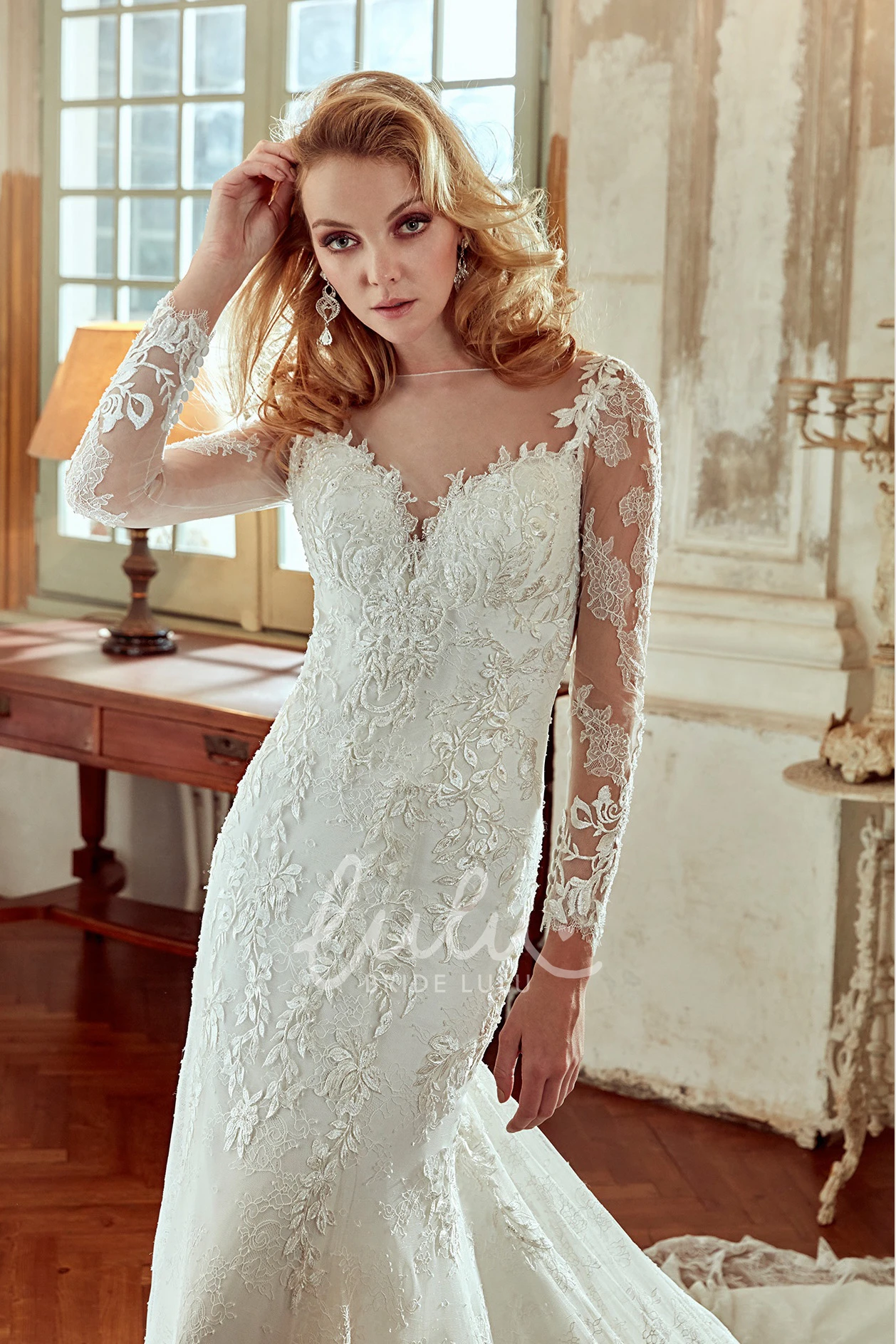 Long-Sleeve Lace Wedding Dress with Sweetheart Neckline and Court Train