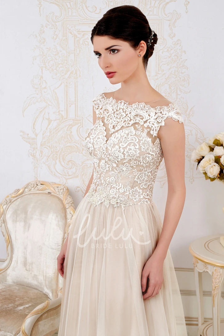 Chic Cap-Sleeve Lace Wedding Dress with Sheath Maxi Silhouette