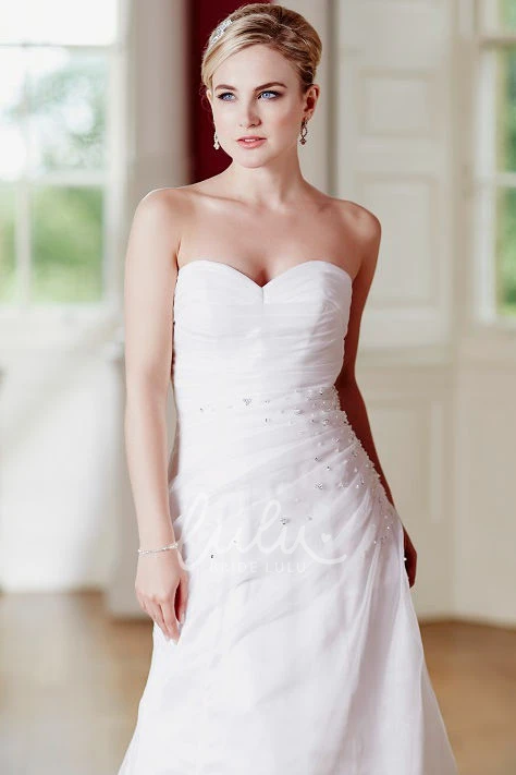 Sweetheart Beaded Satin&Tulle Wedding Dress with Zipper Back Sheath Style