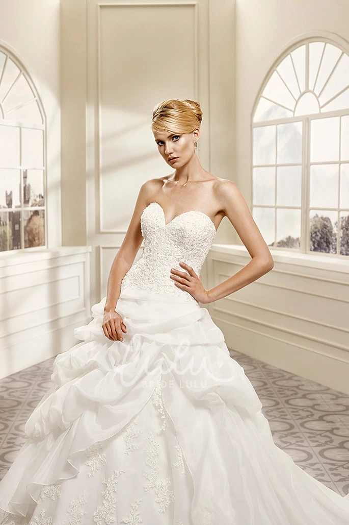 Ruffled Sweetheart Organza Ball Gown Wedding Dress with Cape