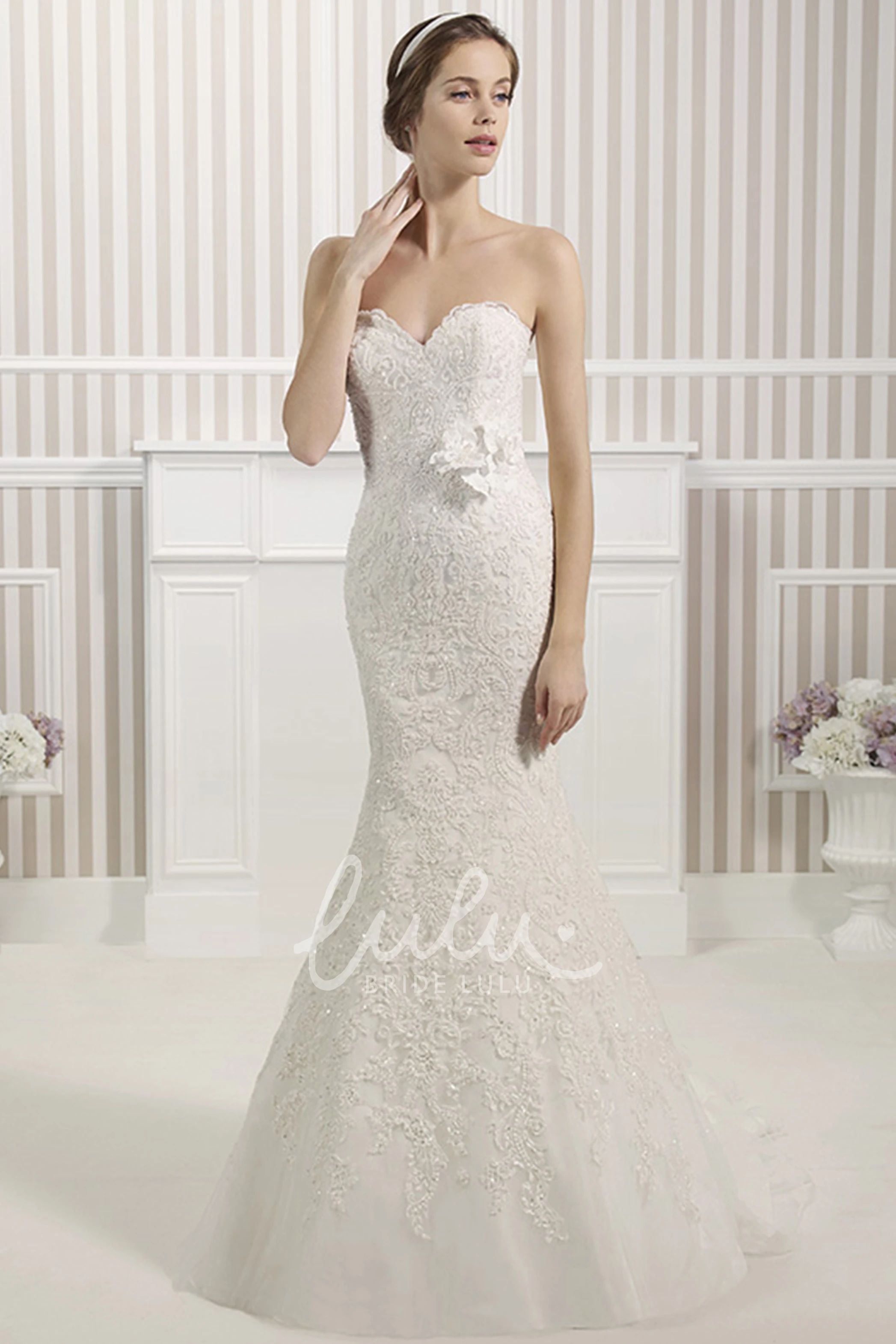 Sweetheart Lace Mermaid Wedding Dress with Appliques and Flower Unique Bridal Gown