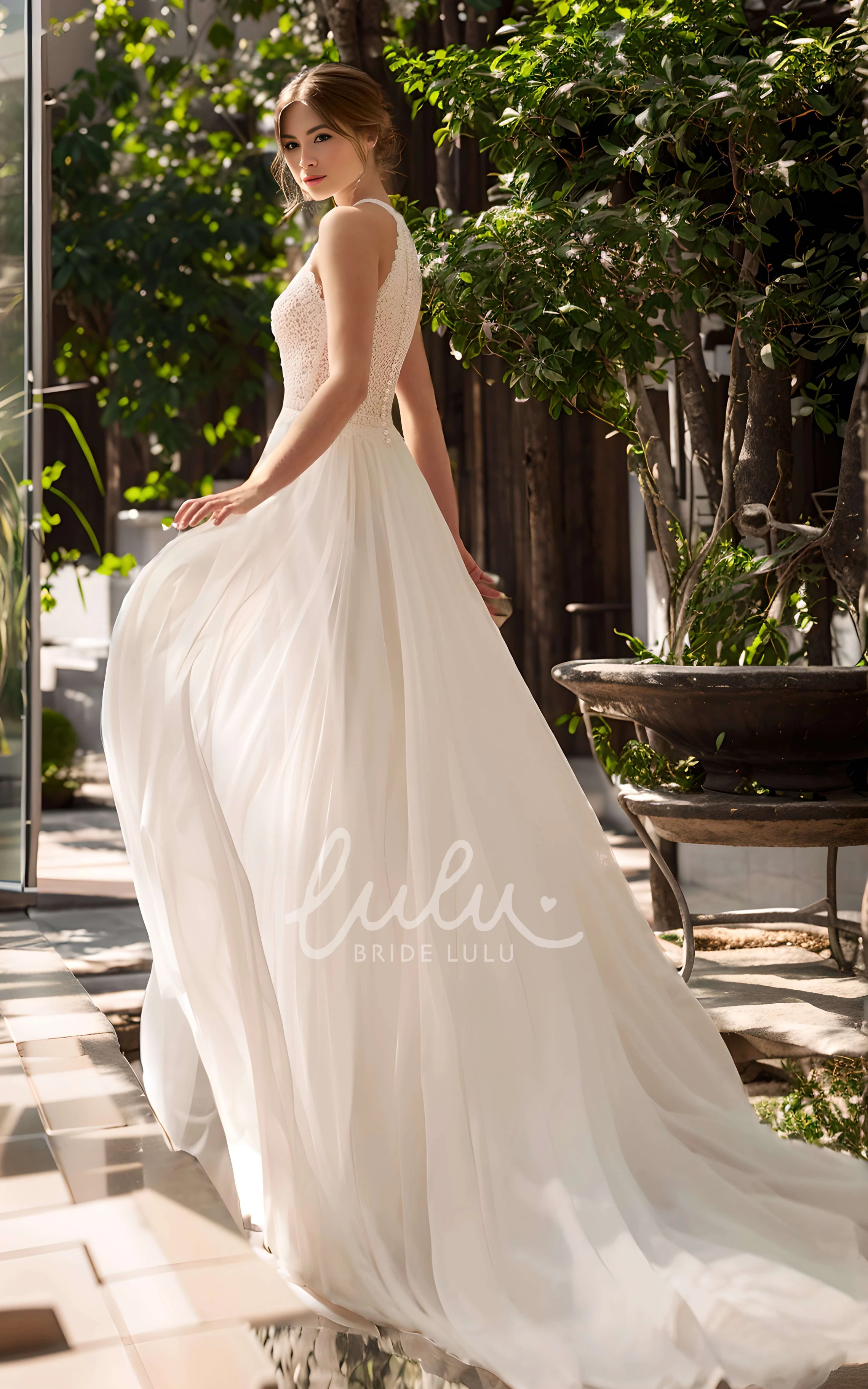 Ethereal Beach A-Line Jewel Neck Pleats Chiffon Lace Warm Wedding Dress Vintage Elegant Split Front Sleeveless Floor-length Bridal Gown with Button Back