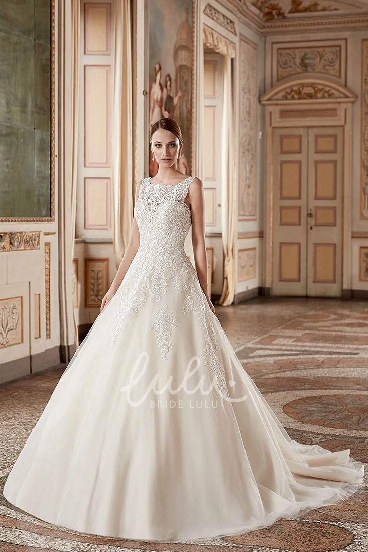 Sleeveless Bateau-Neck Lace Ball Gown Wedding Dress