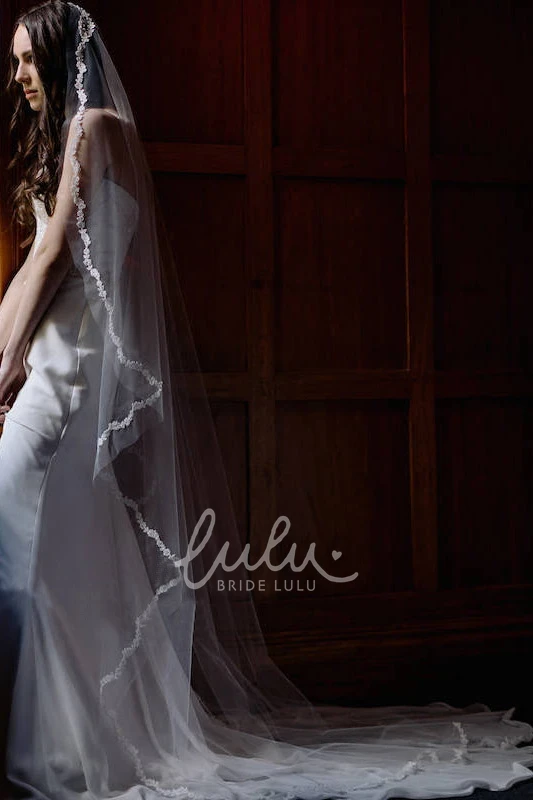 Retro Lace Edge Bridal Veil with Long Tail Vintage Wedding Dress Addition