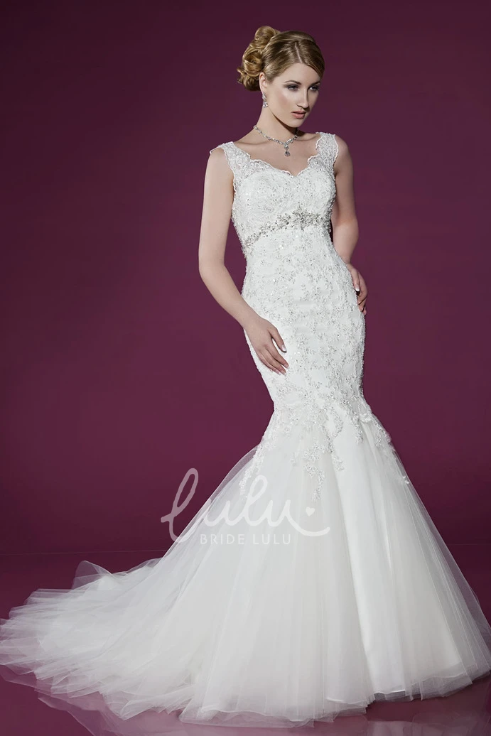 V-Neck Lace&Tulle Wedding Dress with Appliques and Pleats