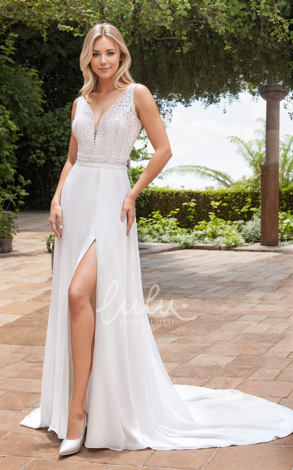 Modern Beach A-Line Boho Lace Split Front V-Neck Wedding Dress Vintage Elegant Sheer Back Bridal Gown with Train